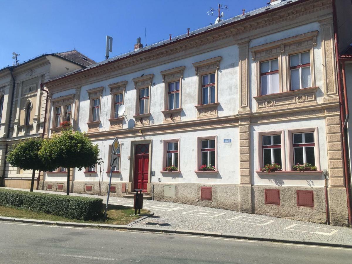 Apartmam Na Namesti II Opočno المظهر الخارجي الصورة